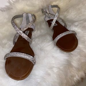 New in box - Steve Madden Zsaza sandals